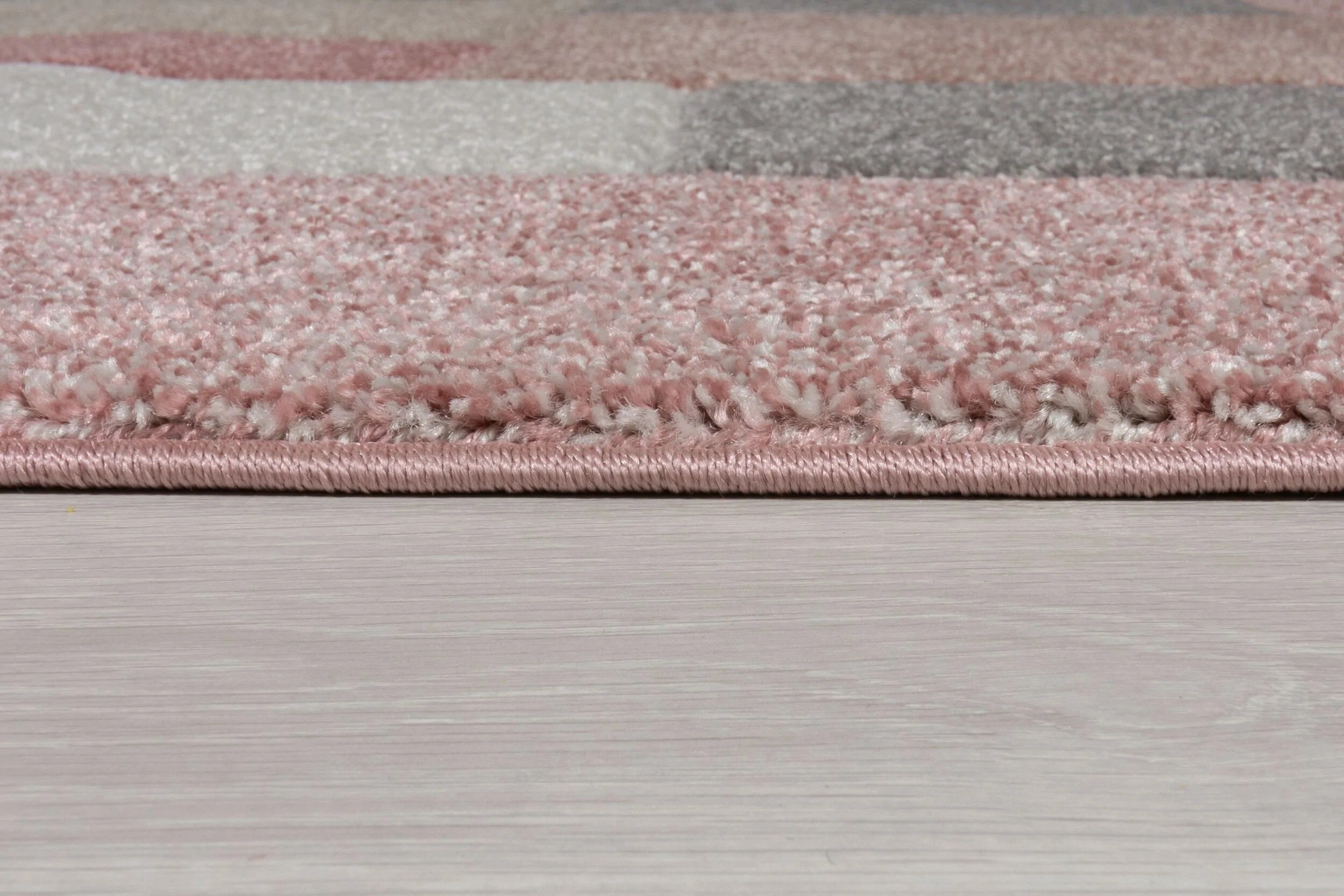 Tapis de salon design SPACE - Novatrend 