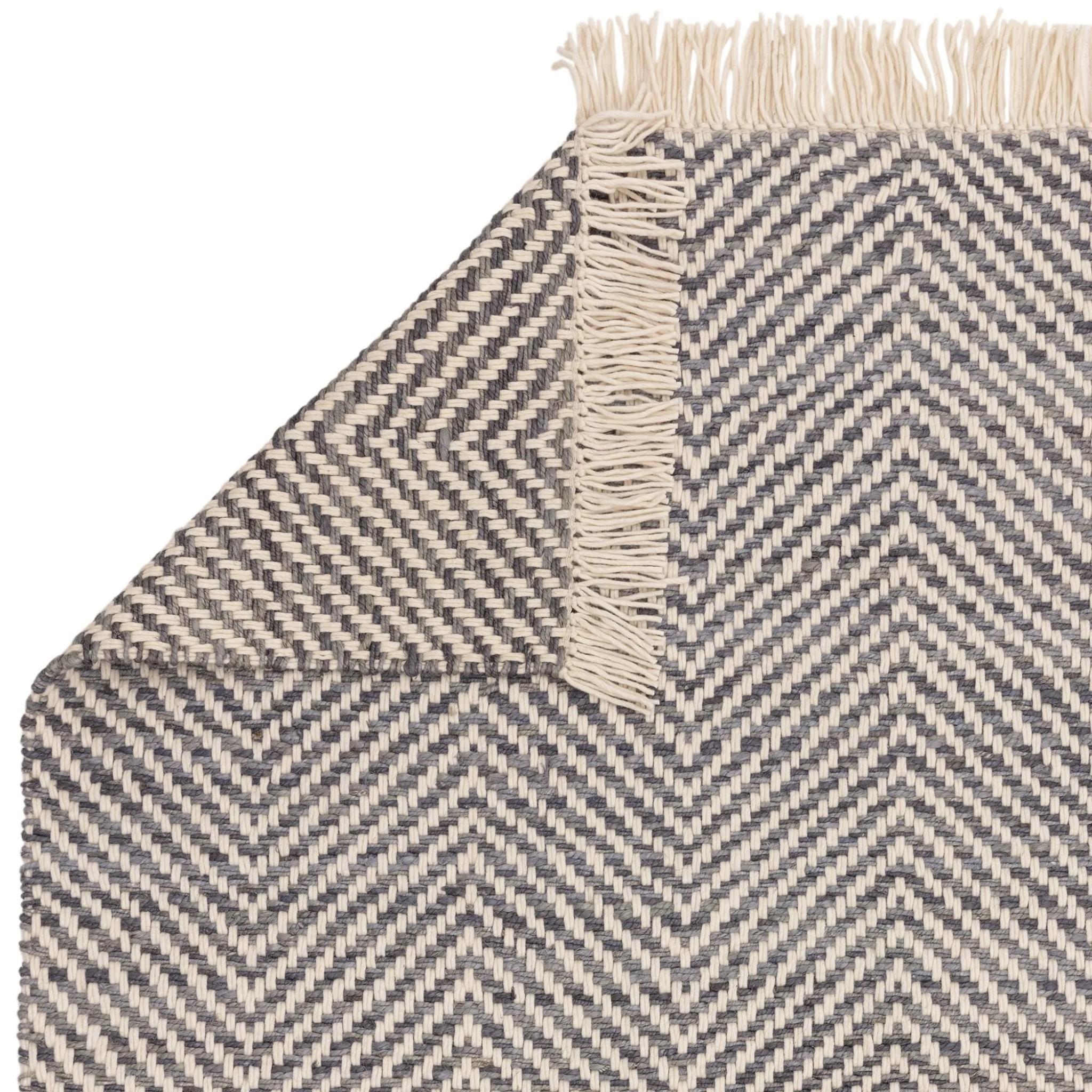 VIGA Jute and Cotton Living Room Rug