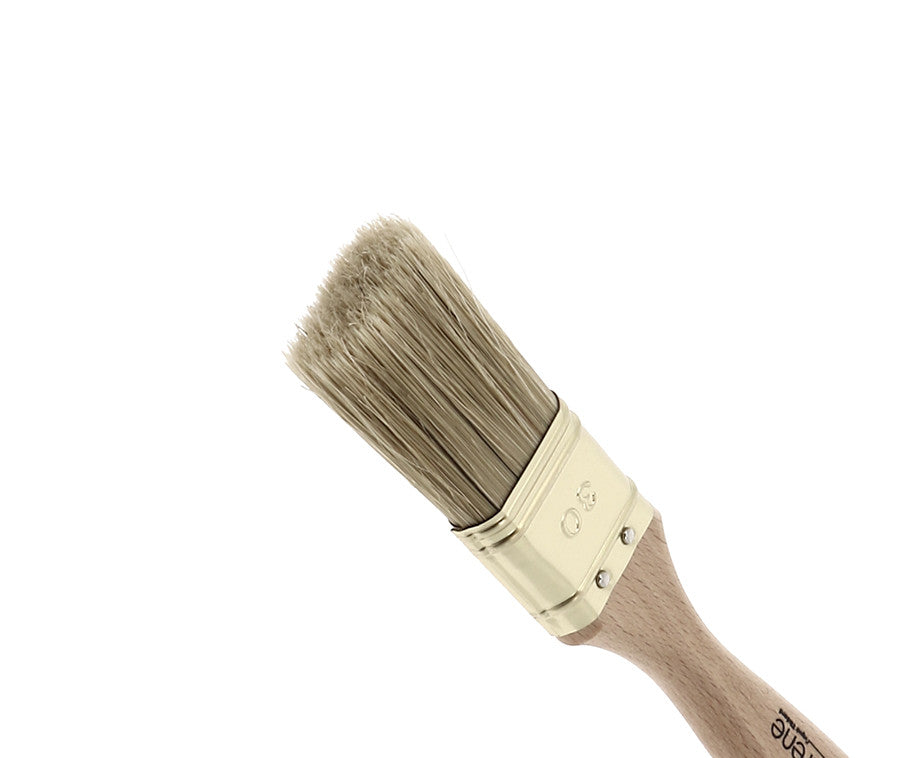 Cod tail brush to varnish