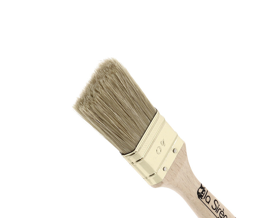 Cod tail brush to varnish