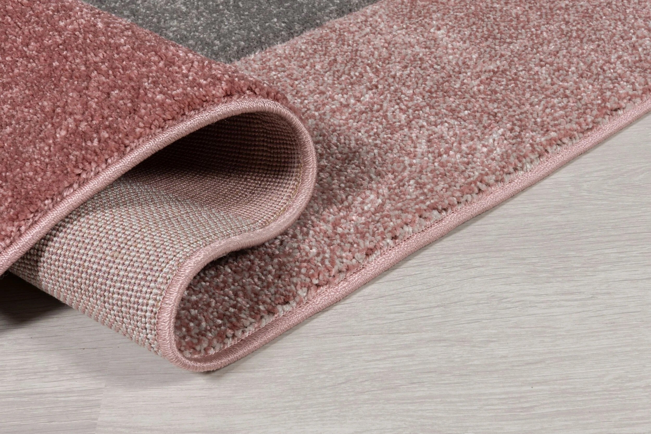 Tapis de salon design SPACE - Novatrend 