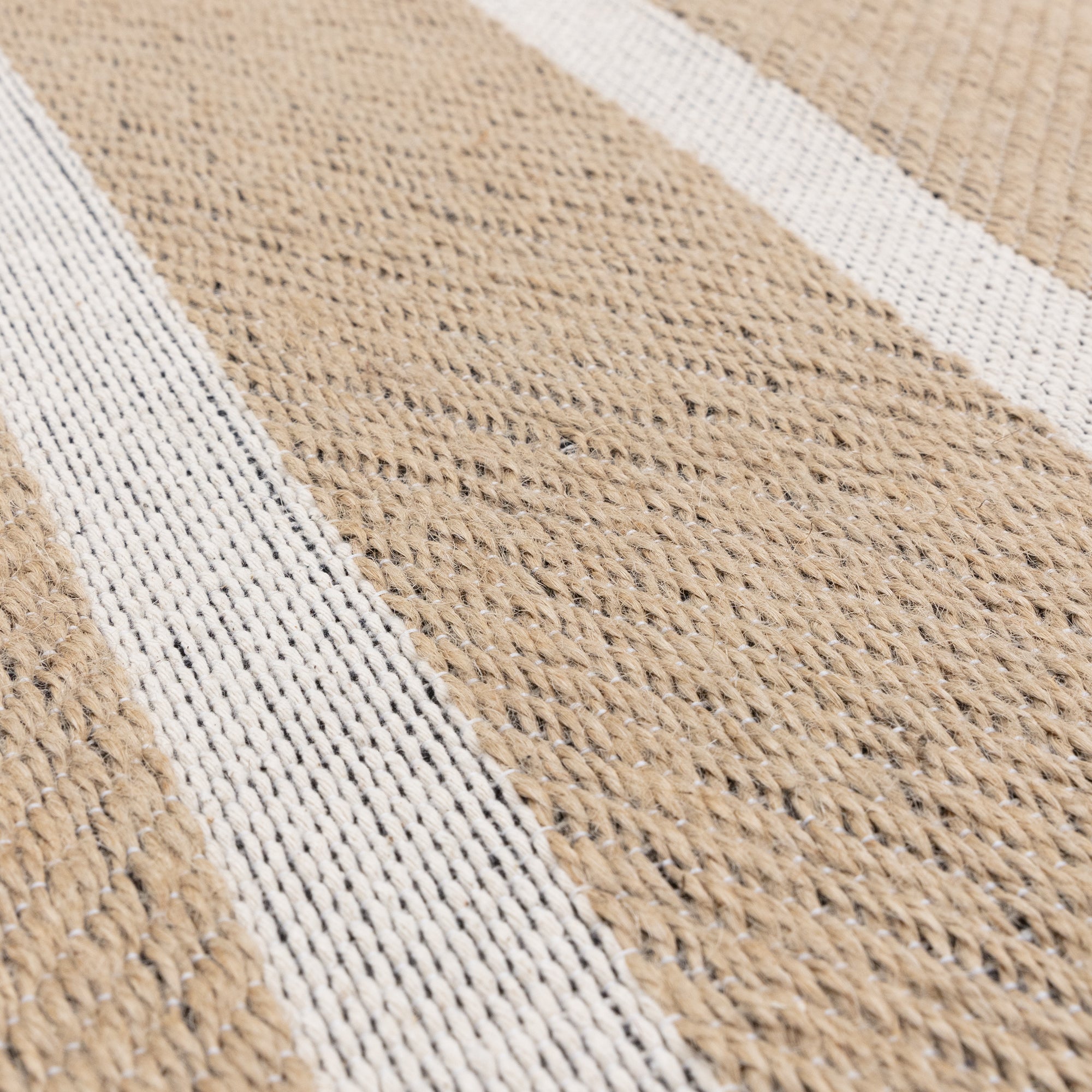 Tapis moderne en jute et coton STRIPPY