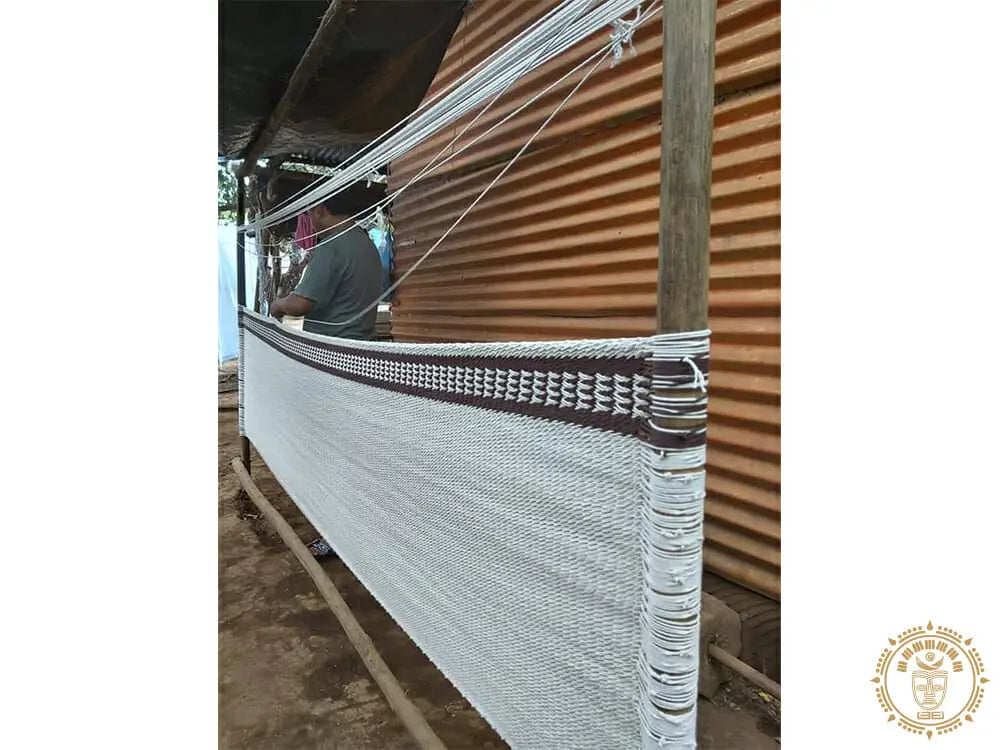 L Deluxe Bar Hammock “Ticuantepe”