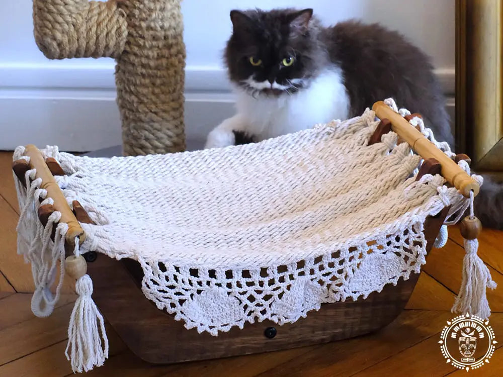 Hamac pour chat écru + support en bois