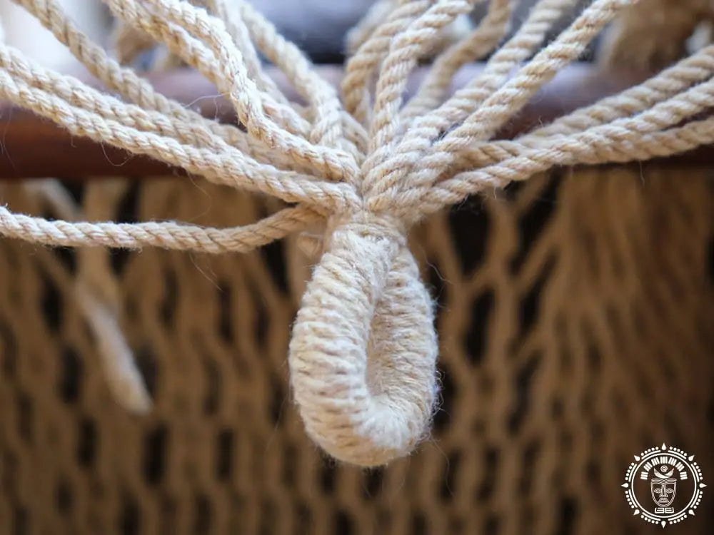 Taupe cat hammock + wooden support