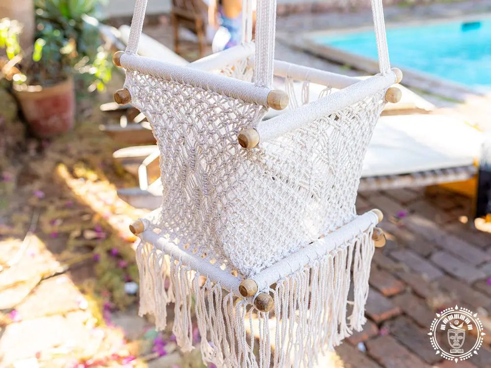 Ecru macramé baby hammock - 0