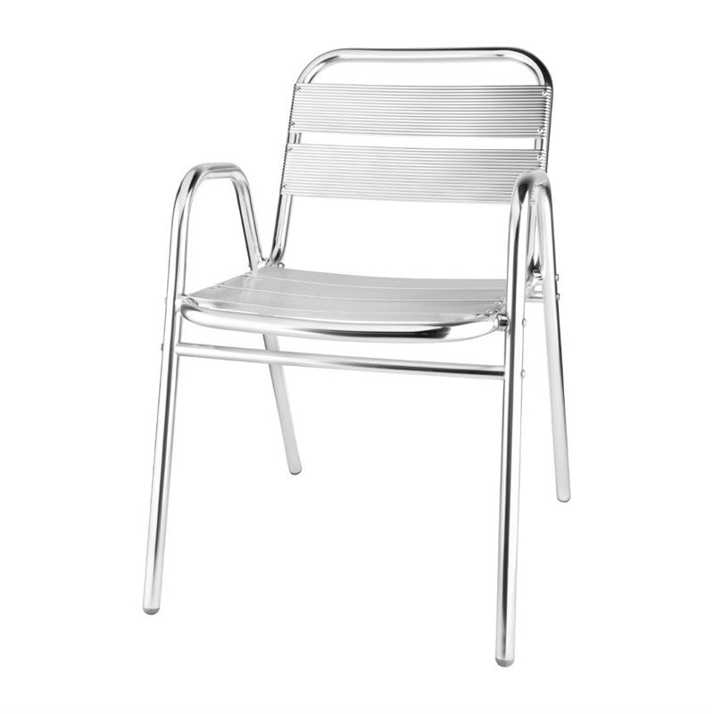 LOT DE 4 FAUTEUILS EMPILABLES EN ALUMINIUM AVEC ACCOUDOIRS